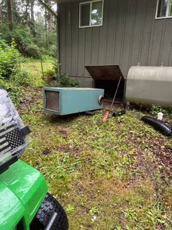 Oil tank