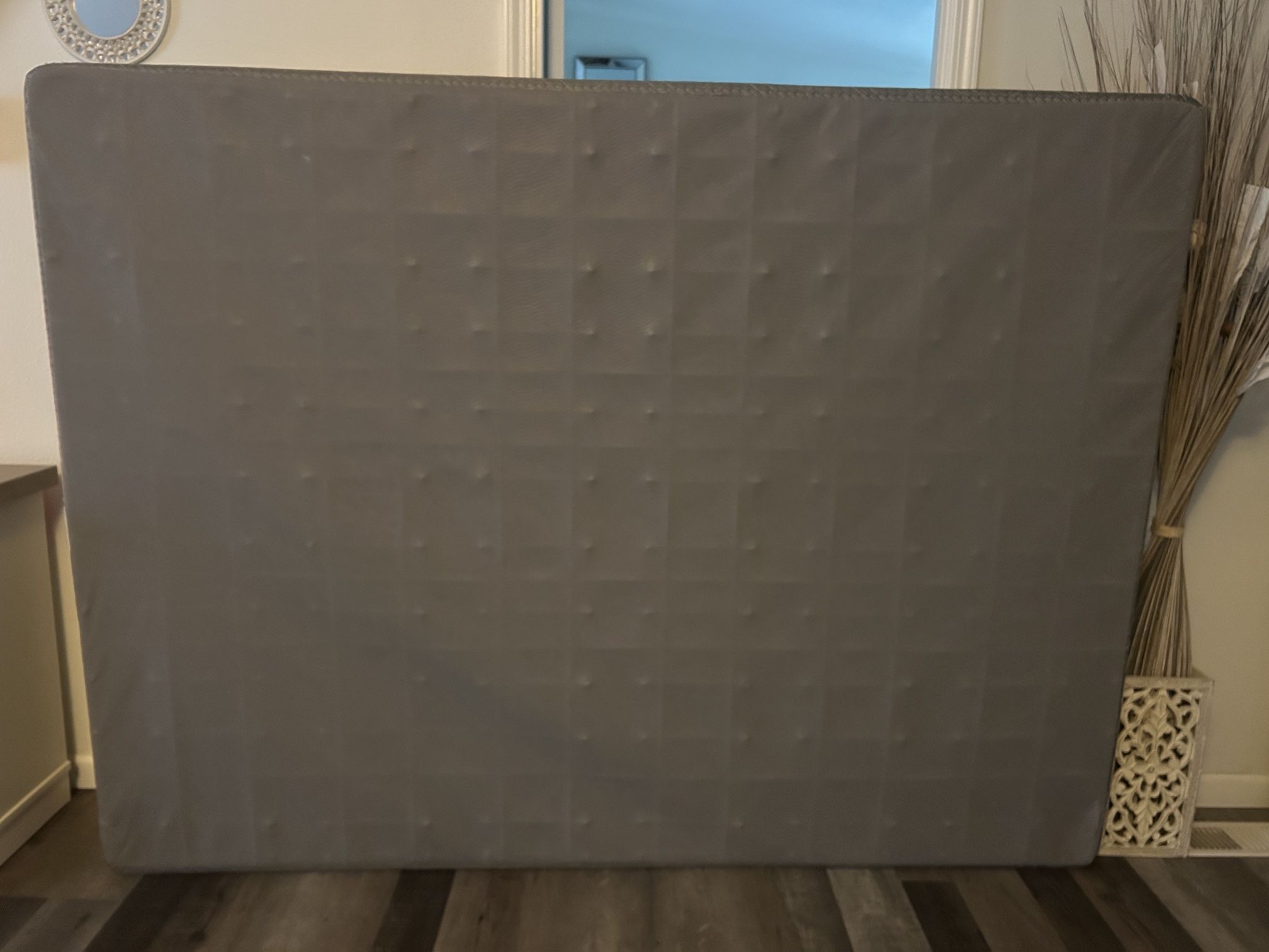 queen size box spring