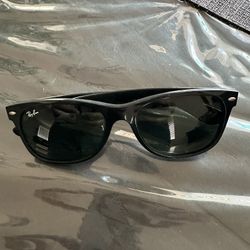 Ray Ban Sun Glasses
