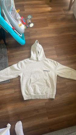 Light gray oat essential hoodie size medium for a great price worn twice