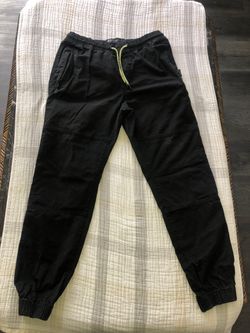 Men’s joggers size large