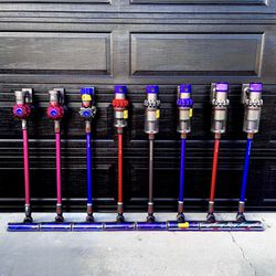Dyson Cordless Vacuum Cleaner (s) -FULLY REFURBISHED - 30 Day Battery Warranty