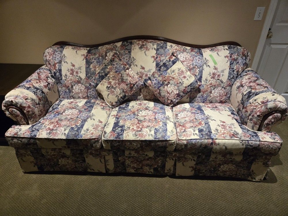 Three Seat Sofa With 2 Cushions