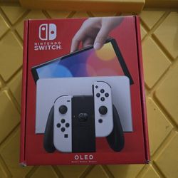 Nintendo Switch Bundle (WILL NOT SEPERATE)
