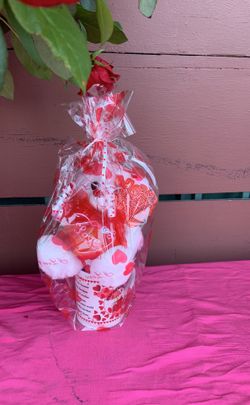 Teddy bear in tea cup