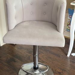 Vanity Chair