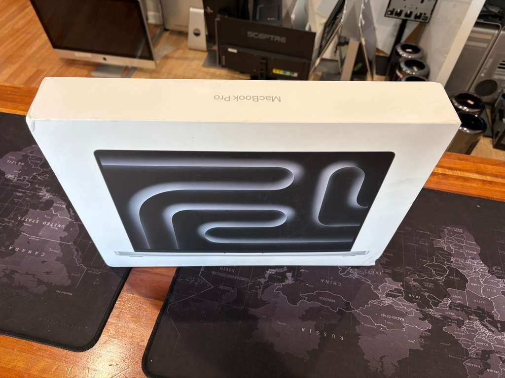 APPLE MACBOOK PRO 16” M4 PRO 24GB 512GB NEW SEALED ON SALE $2100