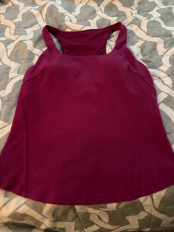 Lululemon tank size 4