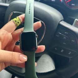 Apple Watch Series 7 45mm