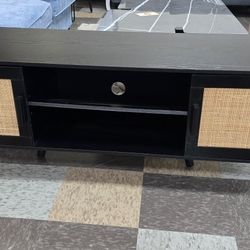 BRAND NEW 
Brand: AMNOOI
55" Dark Rattan TV Stand with 2 Cabinets - Elegant Entertainment Center for  TVs, Featuring Solid Wood Legs for Living Room &