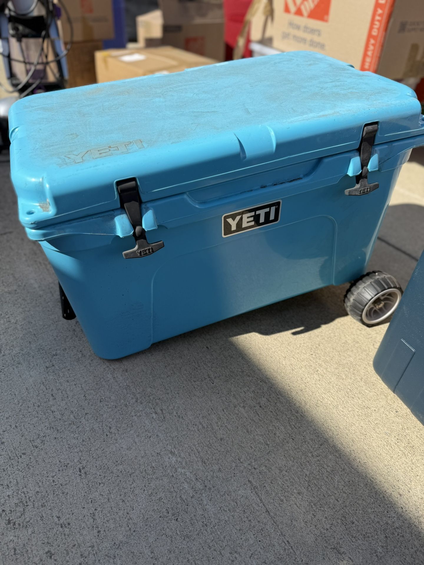 YETI Coolers – Roadie 24 (Navy) & Tundra Haul Wheeled (Teal) – Excellent Condition
