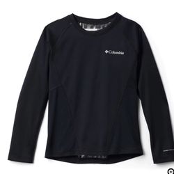 Columbia Undershirt 8/10