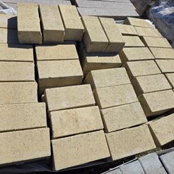 PAVERS $320 EACH PALLET  ( 100 SQUARE FEET PER PALLET)