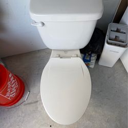 Ferguson ProFlo Elongated Toilet 1.28 GPF