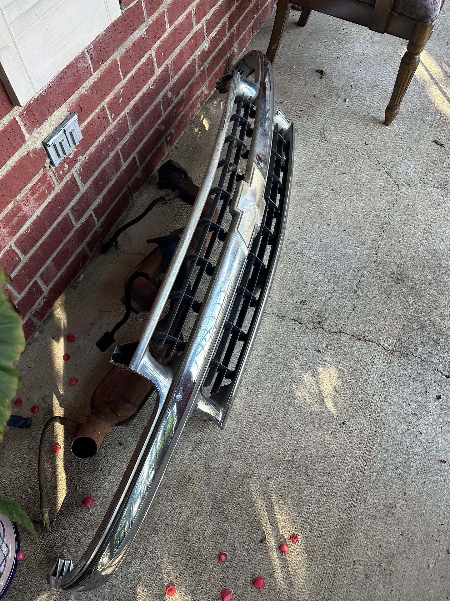 99-02 Chevy Grill