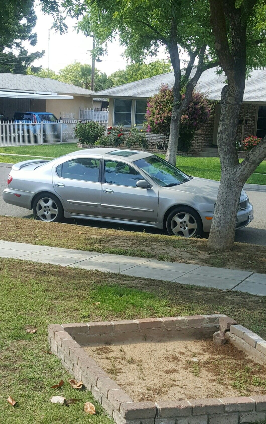 2000 Infiniti I30