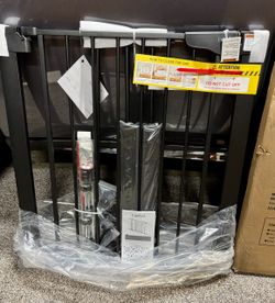 Cumbor black safety gate