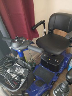 Four wheel scooter blue heavy duty for senior citizens