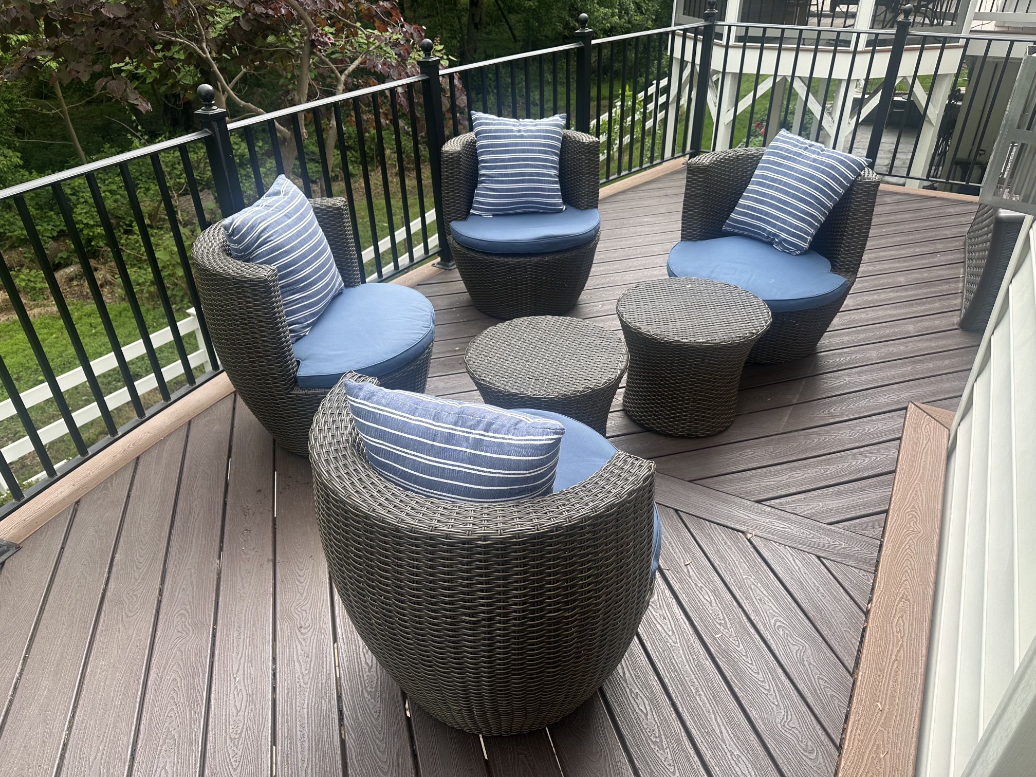 4 Outdoor Chairs With Two Small Tables 