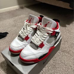 Air Jordan “Fire Red” 4s