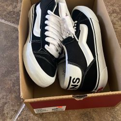 Vans Knu Skool Mids