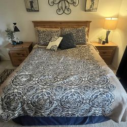 Queen 5-piece Bedroom Set