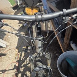 Marlin 5 TREK Mountain Bike
