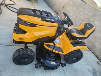 Best Seller Shop Cub Cadet XT1 Enduro LT 46 in. 22 HP V-Twin Kohler 7000 Series Engine Hydrostatic Drive Gas Riding Lawn Tractor