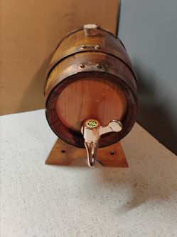 1 Liter Made In Italy Wooden Whiskey Barrel With Stand And Tapper