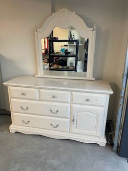 Dresser with Mirror
