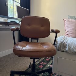 Desk Chair / Silla De Oficina 