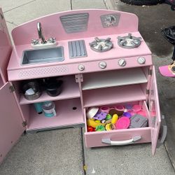 Kid Craft Play Kitchen