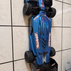 RC Arrma Limitless