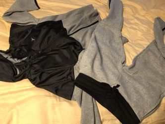 Boy's Warm Up Suit Size 8