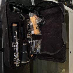 Cecilio MENDINI MCT-40 EBONY WOOD CLARINET Bb With Black Case & Stand & Extras