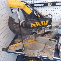 Dewalt Circular Saw 