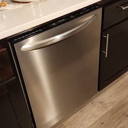 Frigidaire Gallery Dishwasher 