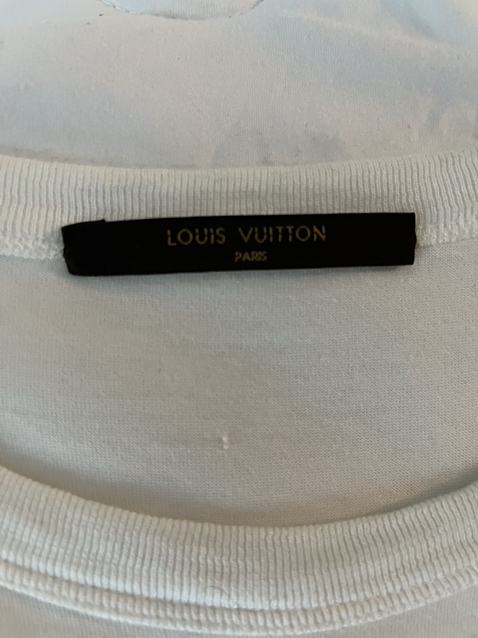 Original Supreme X Louis Vuitton Bogo Box Logo T-shirt! Size 4L for Sale in  Miami, FL - OfferUp