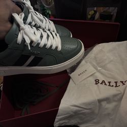 Bally, Casual, Olive Green, Size 8 