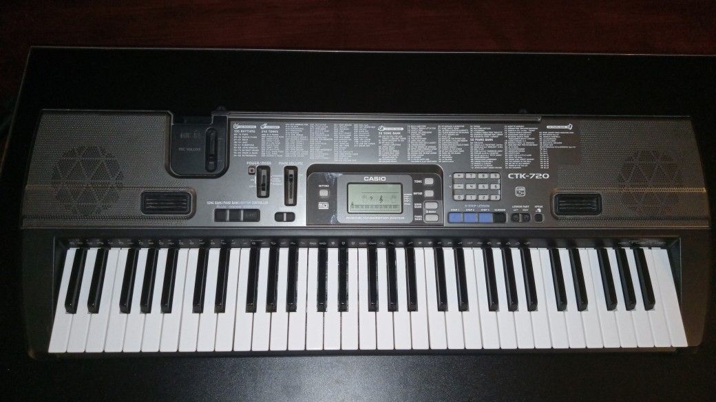 Casio CTK-720 Keyboard Piano Synth MIDI USB with Power Supply