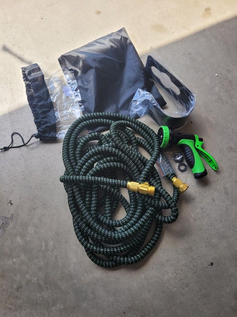 Water Garden Hose With Spray Nozzle 100 Feet