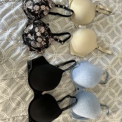 Victorias secret Bras NEW