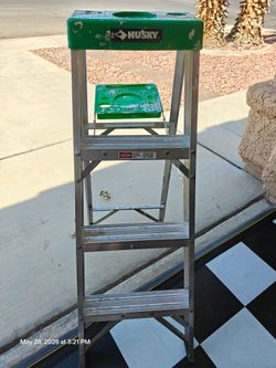 Aluminum Step Ladder 4 ft