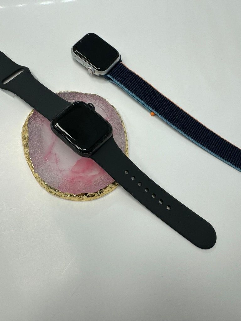 Apple Watch SE Smartwatch 