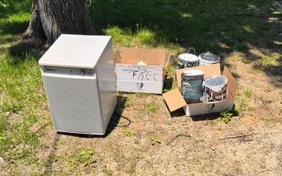 Free-food, pain. Dehumidifier