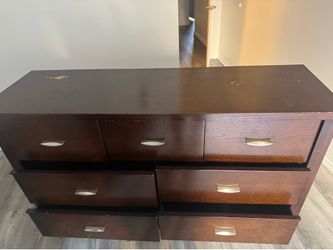 FREE Dressers - Must Pick Up