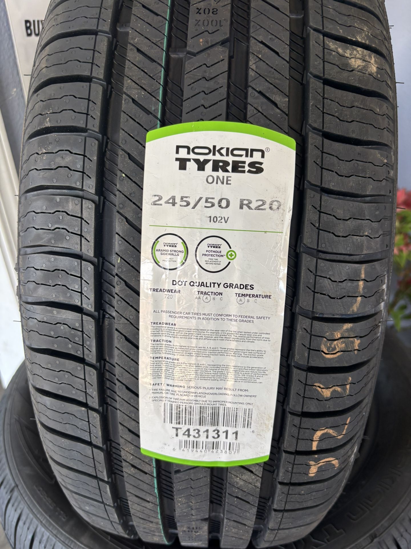 Set Of 4 New 245/50/20 Nokian ONE tires