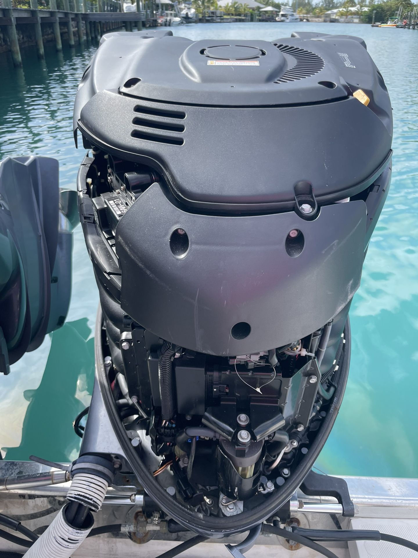 Twin 2011 Yamaha F350 Outboards With Complete 2 Station rigging And More Extras for Sale in Boca