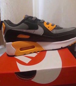 Nike Air Max 90 youth kids