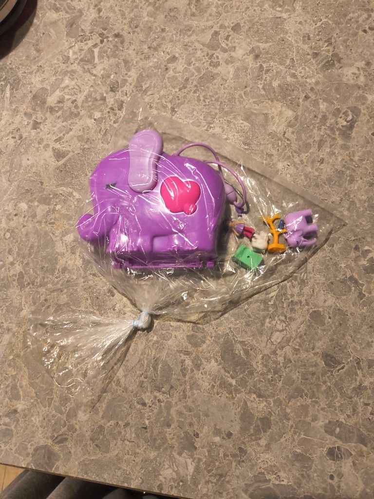 Polly Pocket And Small Figures Sets